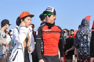 極限男人幫墾丁之旅 黃渤投球百發百中引爆歡樂